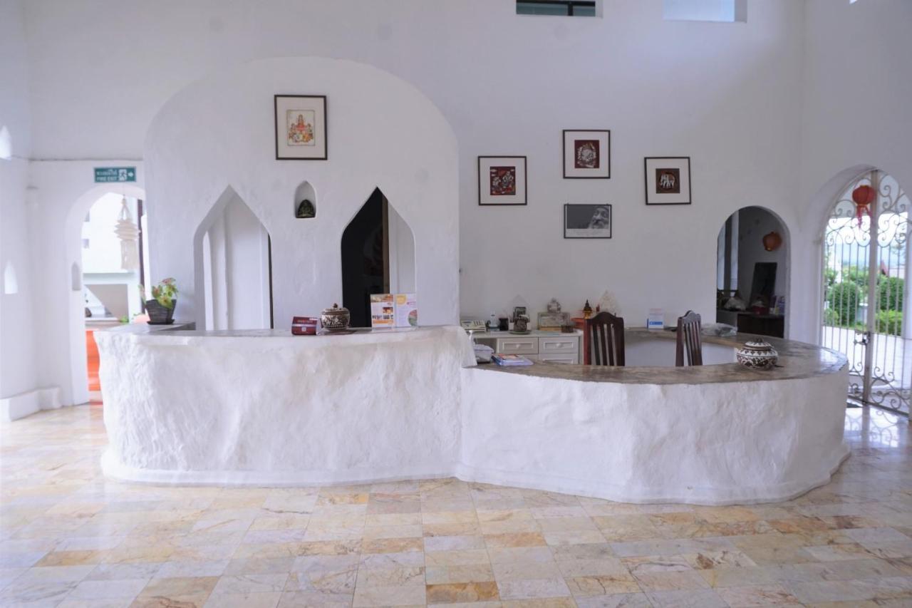 Amaravati Wellness Center Sha Plus Чиангмай Екстериор снимка