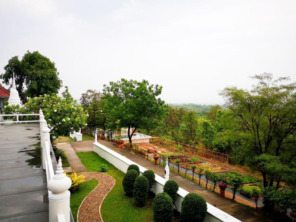 Amaravati Wellness Center Sha Plus Чиангмай Екстериор снимка